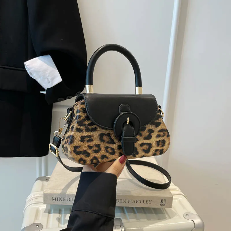 

Luxe Mini Square Bag Niche Underarm Purse for Women Textured Crossbody Tote Fashion Top Handle Bag Versatile Day-to-Night Bag​