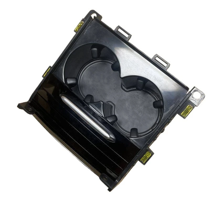 

Центральный подлокотник с подстаканником и ролетной шторкой для Great Wall WEY VV7 P8