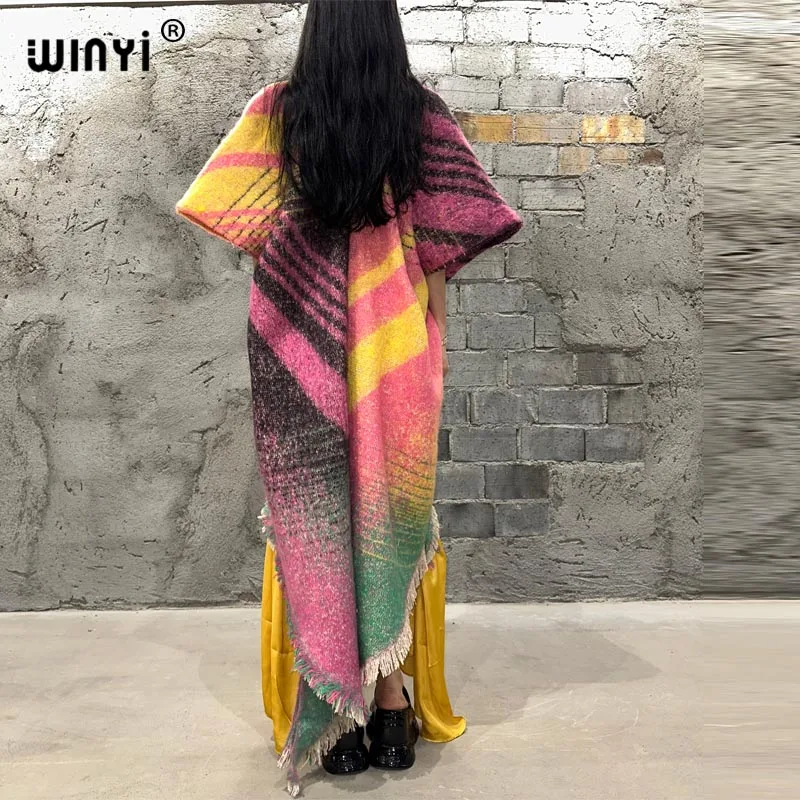 Winyi neue Winterkleid ung für Frauen geometrischen Druck Afrika Luxus langes Fell loser Mantel dicken warmen langen Daunen mantel Winterkleid