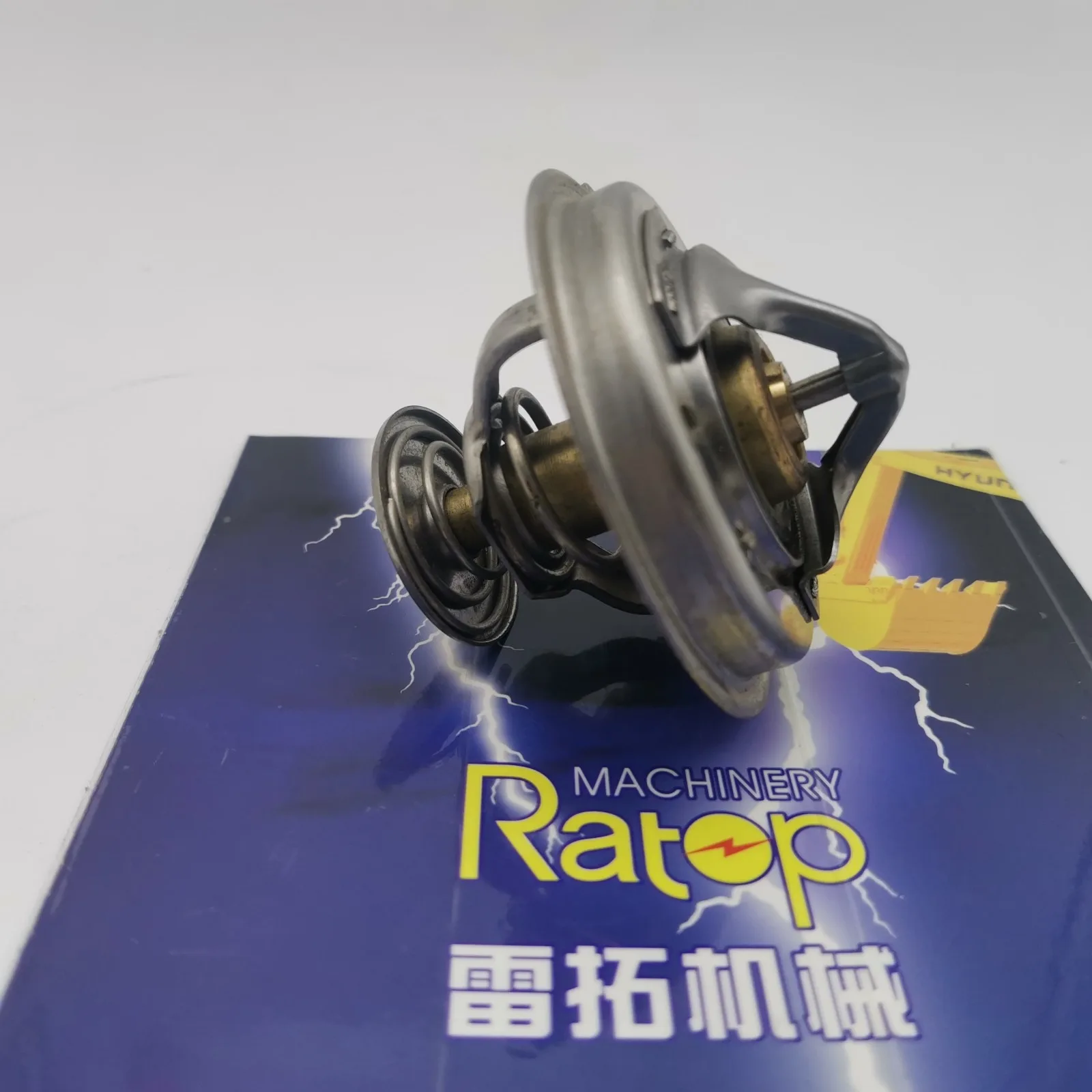 Excavator Parts Thermostat ME996365 For Kobelco SK200-5 SK200-6 6D34 6D34T Engine