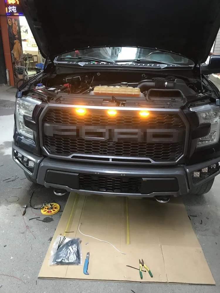 Suitable for Ford F150 2015-2017 front bar Raptor split front bumper front guard bar modification accessories