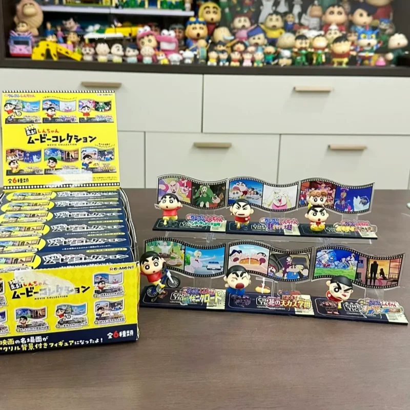 

Crayon Shinchan Blind Box Toys Miniatur Running Posture Scene Anime Figure Doll Model Toys Collect Ornaments Kids Gifts