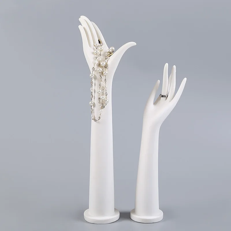 

Professional Female Mannequin Hand Model for Display Fake Hand Stand for Rings And Necklace Artistic Jewelry Presentation Props