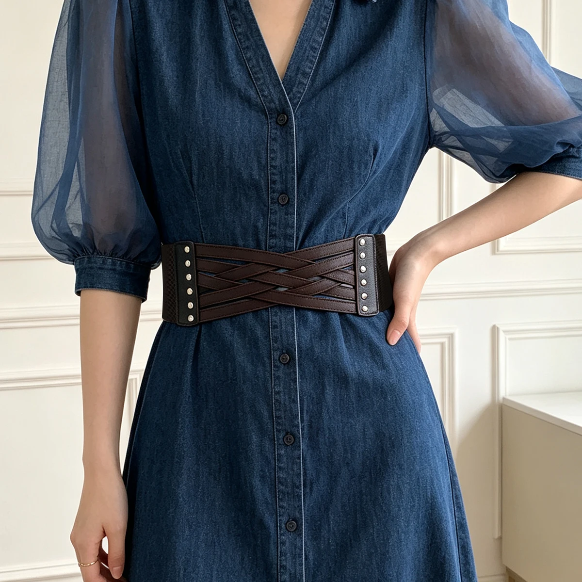 Fashionable waistband women's outerwear with a tight-fitting elasticized wide waist belt for women to pair with skirts