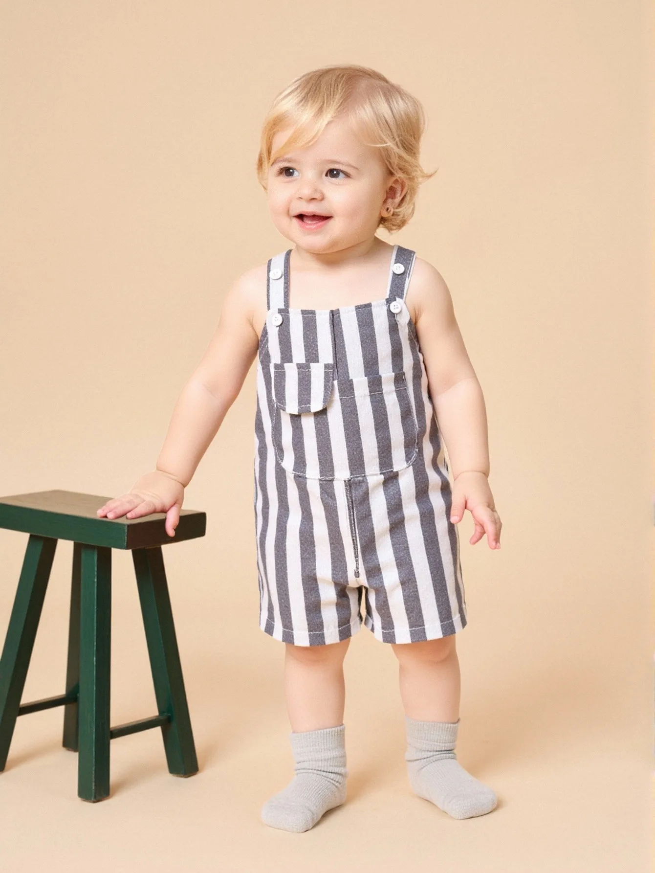 Baby Mädchen Baby Mode niedlich erfrischend ärmellos gestreift Taschendekoration lässig Urlaub Schultergurt Overall Sommer