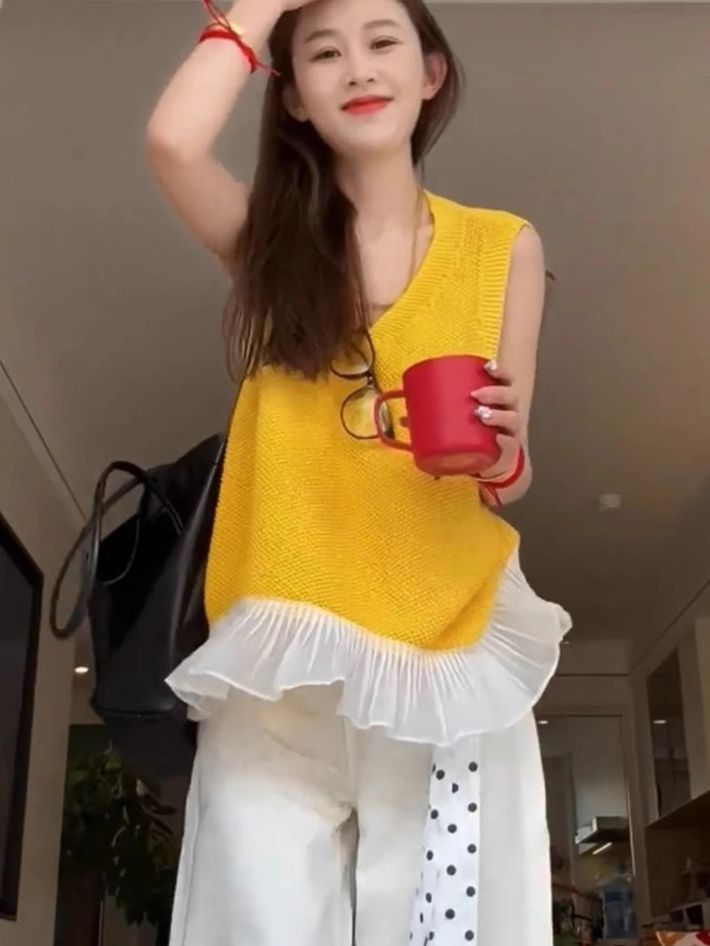 

Comfortable Lazy Sle Women's Svel Knitted Vest Faionable Summer High-End Patchwork Design Sensation Overhead Top