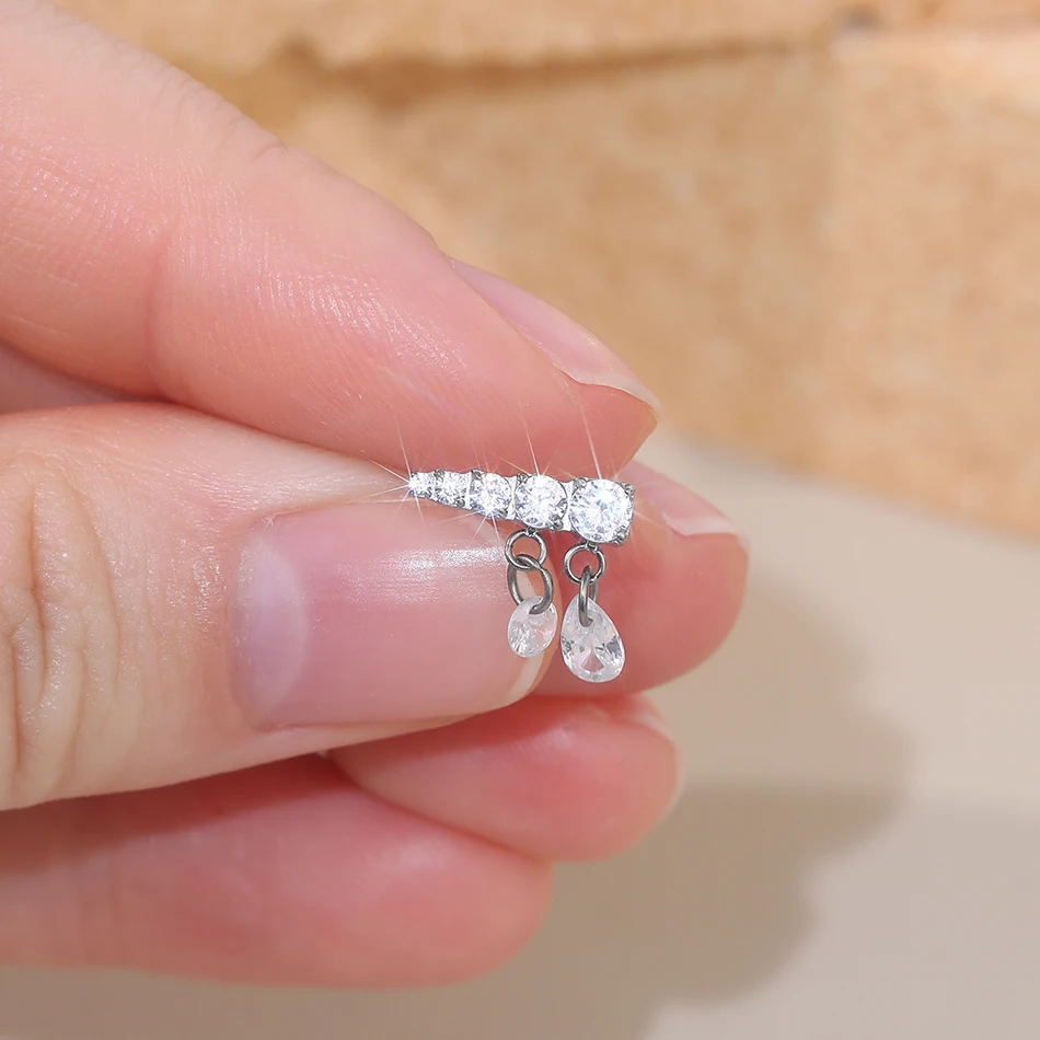1PC Titanium 16G Crown Pendant CZ Labret Stud Lip Rings Zircon Paved Cartilage Tragus PIERC Earrings Helix Piercings Jewelry