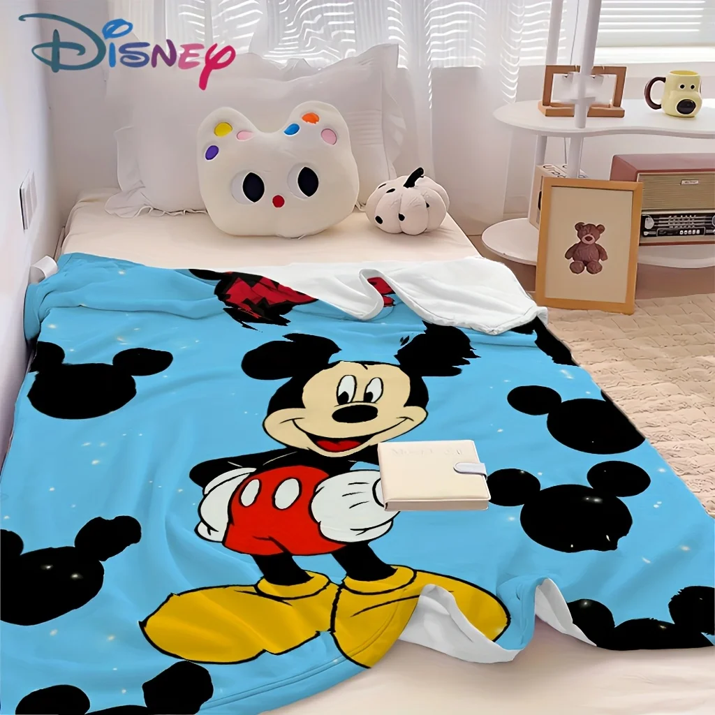 

1шт фланелевое одеяло с Микки Диснеем: 2D-принт, классическая тема персонажа. Уютный всесезонный подарок — идеально подходит для спальни/гостиной/кемпинга