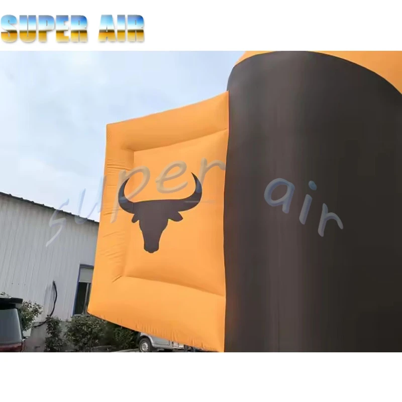 Maßgeschneiderter aufblasbarer Stierkampfbogen mit Stierkampfdekoration für die Bühne mit Luftgebläse