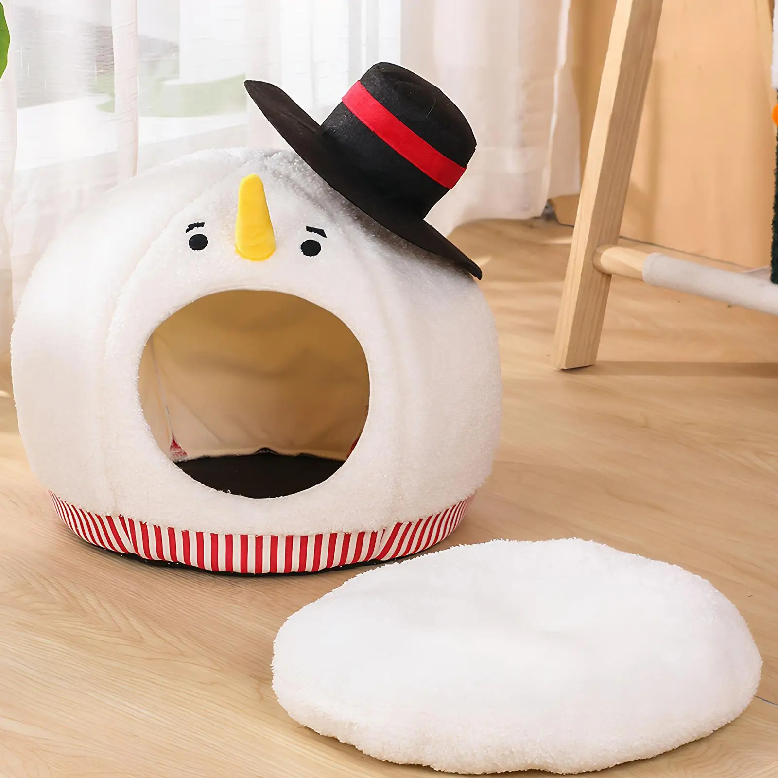 

Спальная кровать для кошек, домик, полузакрытый приют для кошек с моющимся ковриком, рождественский тематический зимний теплый домик для домашних животных для путешествий, автомобиля, автофургона