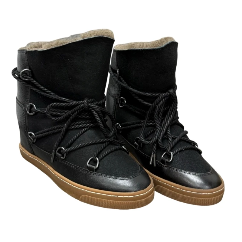 Burgundy Boots – Rich Color, Elegant, and Fashionable Shoes Professional Leather Boots – Comfortable, Office-Ready AJ0616