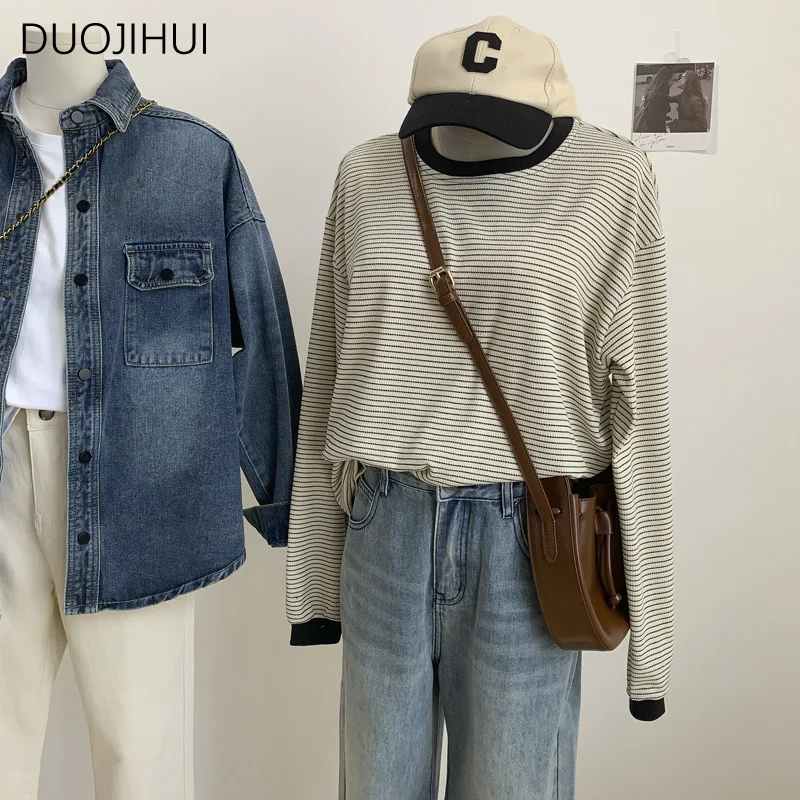 DUOJIHUI Classic O-neck Chic Striped Casual Women T-shirts Autumn New Simple Long Sleeve Fashion Contrast Color Female T-shirts