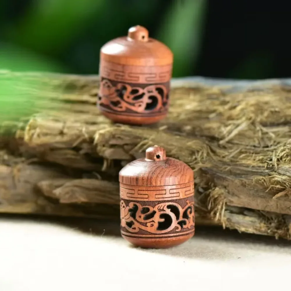 New Carving Wood Perfume Diffuser Pendant Accessories Medicine Pill Box Hollow Sachet DIY Car Perfume Diffuser