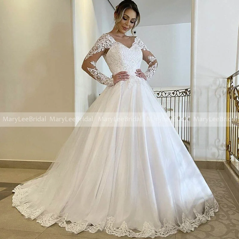 Princess V-neck White Wedding Dress with Long Sleeves Illusion Buttons Back Brazil Bride Dresses Custom Sweep Train Bridal Gowns