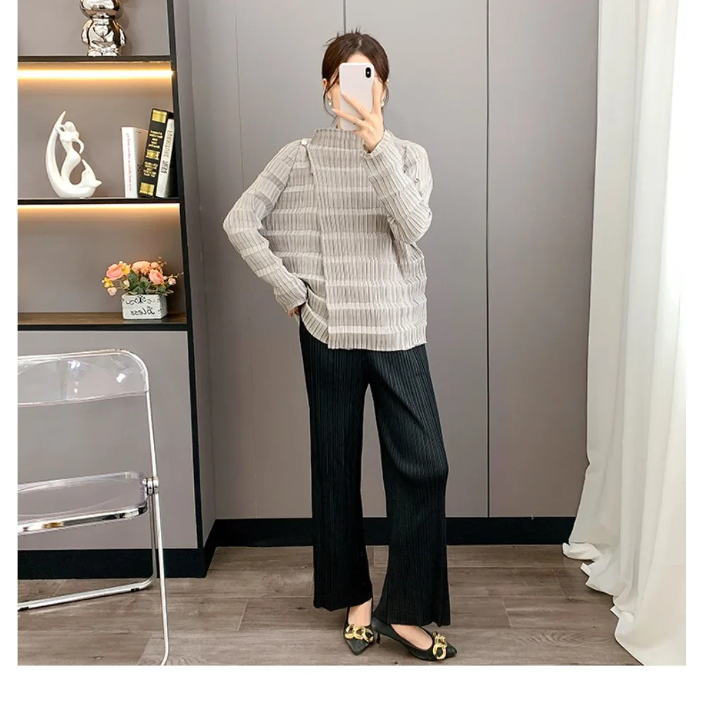 Miyake Pleated Jacket 2025 Autumn New Fold Cardigan Jacket Fashionable Versatile Pleats Long-sleeved Minimalist comfort Fashion