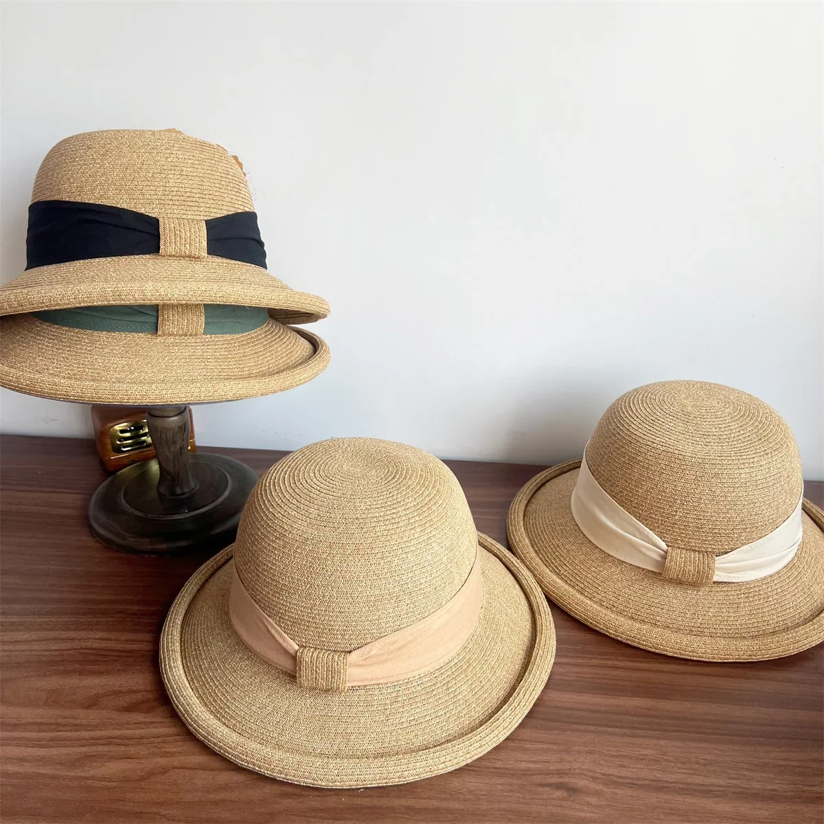 

2025 New French Straw Boater Hat with Bow - Rolled Brim Elegant Sun Hat for Women Summer