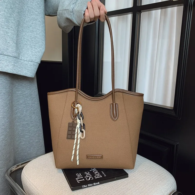 

Fashionable Elegant Classic Diaper Bag Women's Large Capacity Designer Tote Luxury Minimalist Vintage Stylish Commuter Shoulder