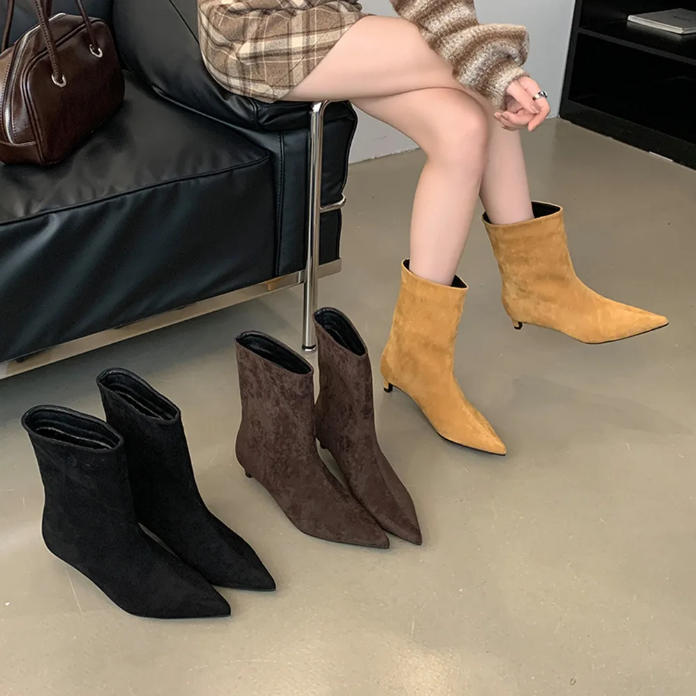 

Thin and thin short boots for autumn and winter 2025, new high-heeled boots for women, slim and pointed fashion boots