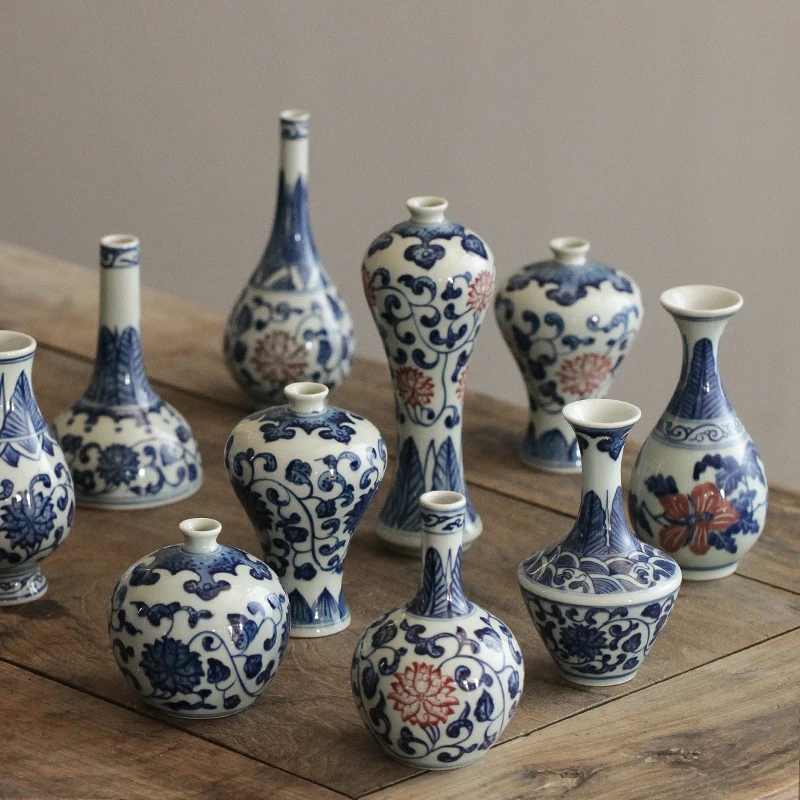 Jingdezhen Antique Underglazed Blue And White Porcelain Hand-painted Mini Water Vase Kungfu Tea Table Household Decorations