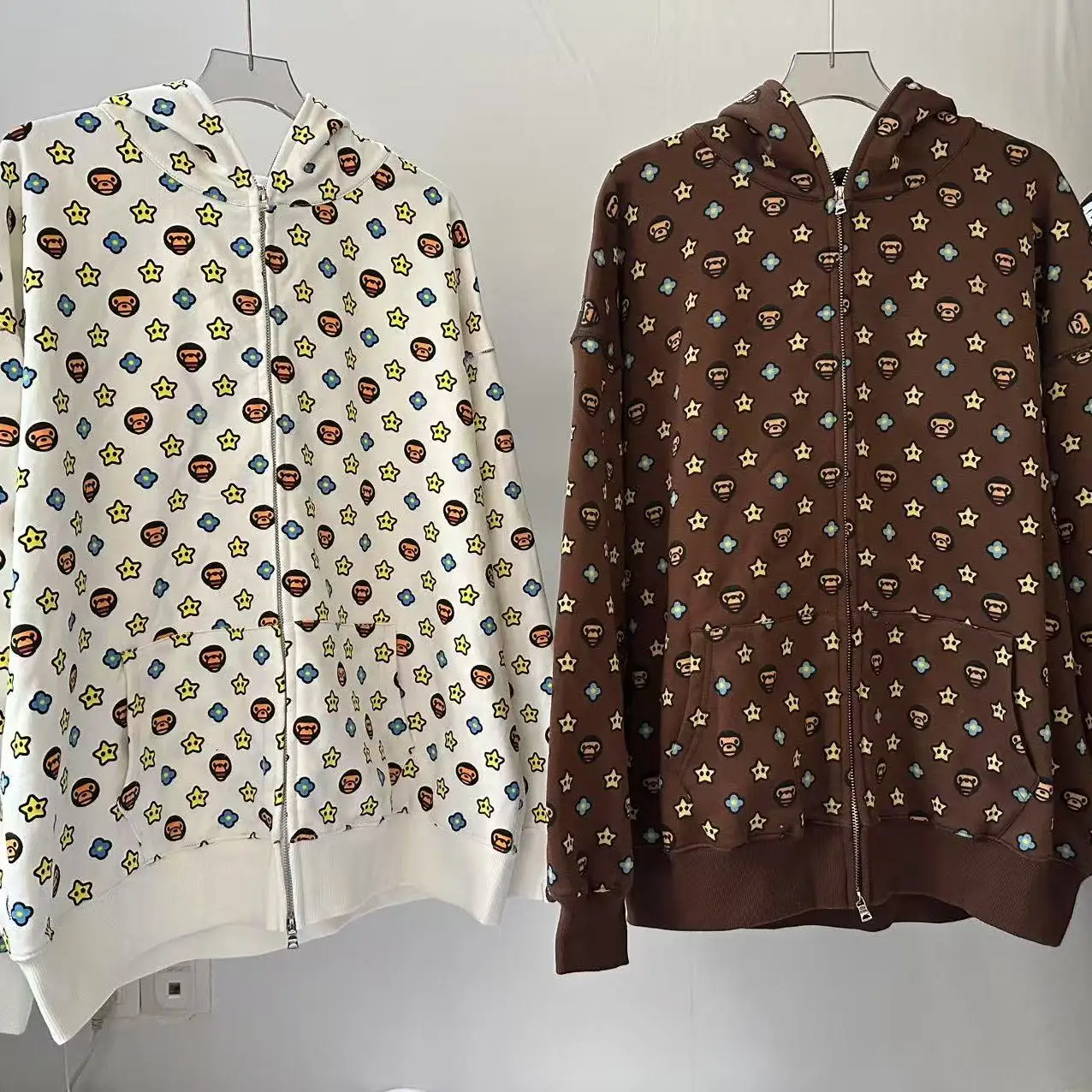 뉴진스 미로 후드 스웨트셔츠 가디건 프린트 다용도 아우터웨어 루즈핏 롱 슬리브 지퍼 클로저 출퇴근용