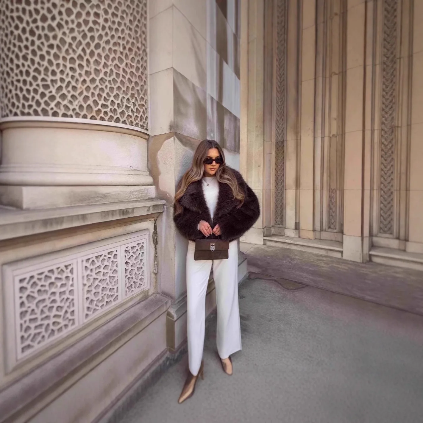 Europese en Amerikaanse bont grote revers nepbontjas korte mode vossenbontjas pluizige pluche dameskleding