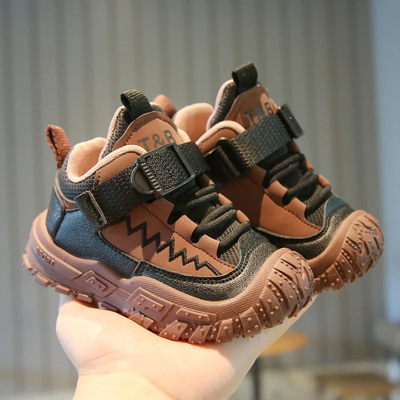 熱い販売子供靴サイズ 21-32 男の子ファッションスニーカー女の子スポーツランニングシューズ子供通気性カジュアルトレーナーアウトドアシューズ