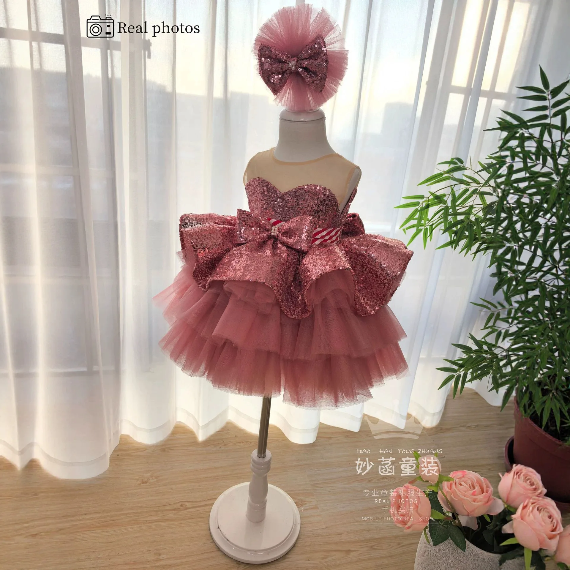 Girls Pink Sequins Princess Dress with Bow Children's Sweet Birthday Tutu Dress Foreign Trade Host Dress