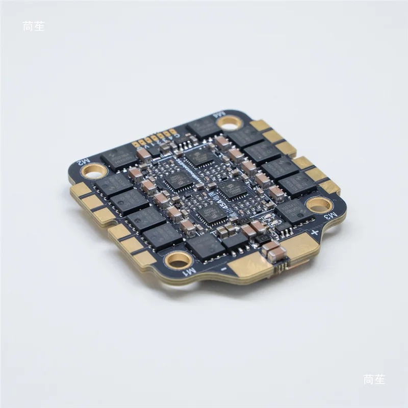 

B04C-E45-HF32 45A 4IN1 ESC 3-6S 10-26.4V Dshot600 HF32 Firmware 30.5Mmx30.5Mm/M4 For FPV Racing Drone Parts