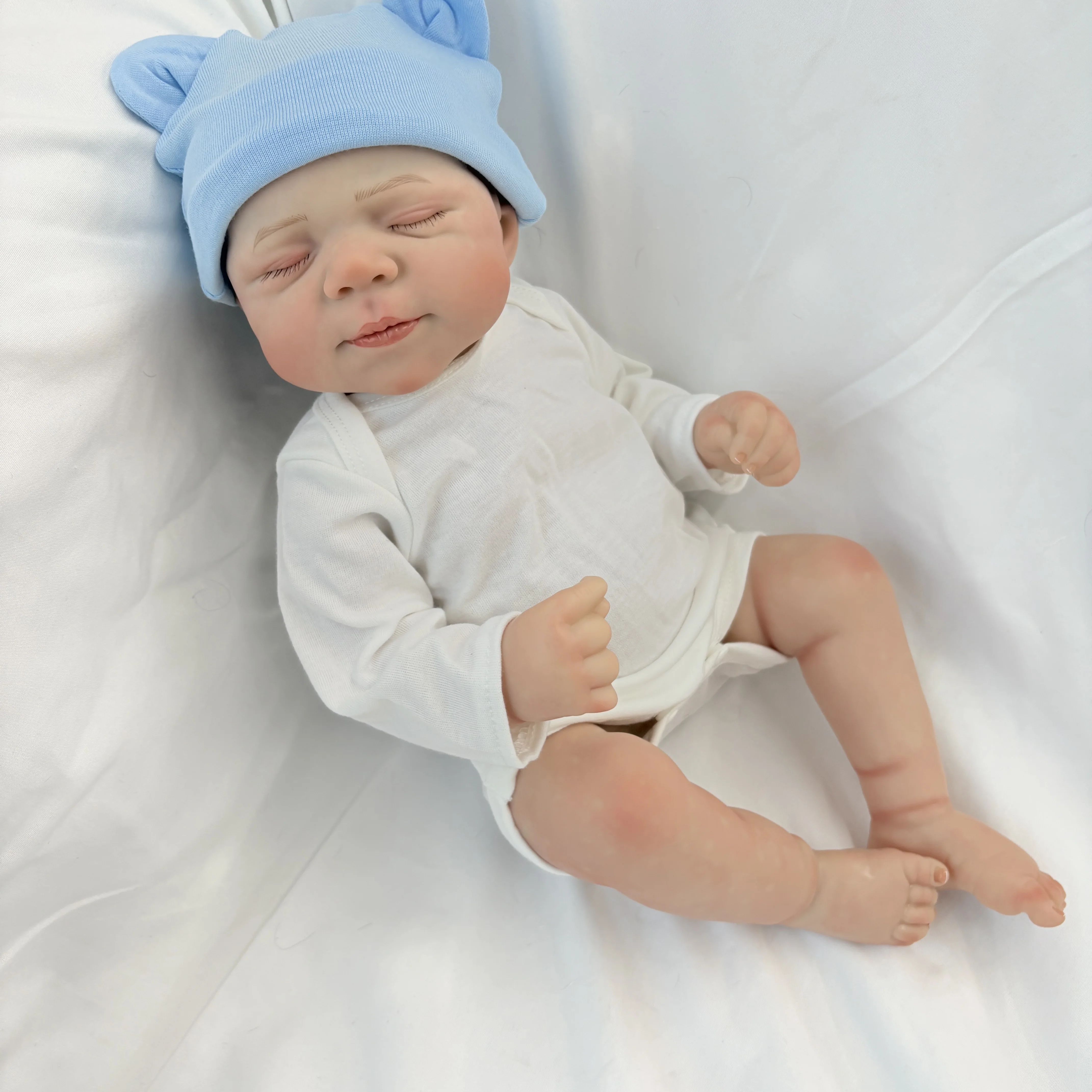 NPK 18'' Hochwertige Reborn-Puppe Pascale, Lebensechte Kuschel-Mädchenpuppe, Vollvinyl-Körper mit 3D-Haut und Handbemaltem Haar