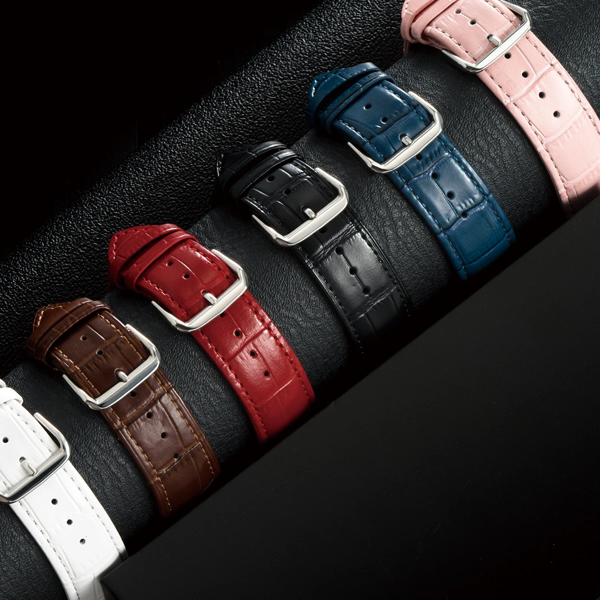 Кожаный ремешок для Samsung Galaxy Watch 8 40 44 мм/8 Классический 46 мм Разъем из нержавеющей стали Аксессуар Galaxy Watch Ultra 2025 Band