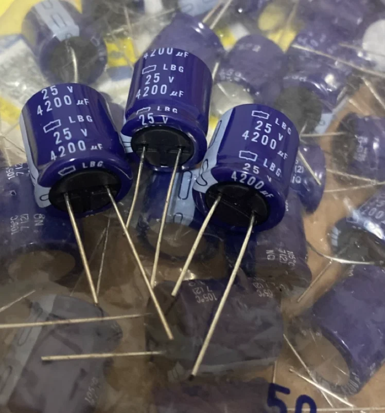 30PCS/LOT Original Japan NIPPON 25V 4200UF LBG 18X20 Aluminum Electrolytic Capacitor High frequency long lifespan FREE SHIPPING