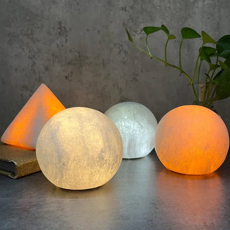 

Modern Sense of Atmosphere Originality Table Lamps Bedroom Art Nordic Table Lamps Living Room Indoor Lighting Tischlampe HBTL