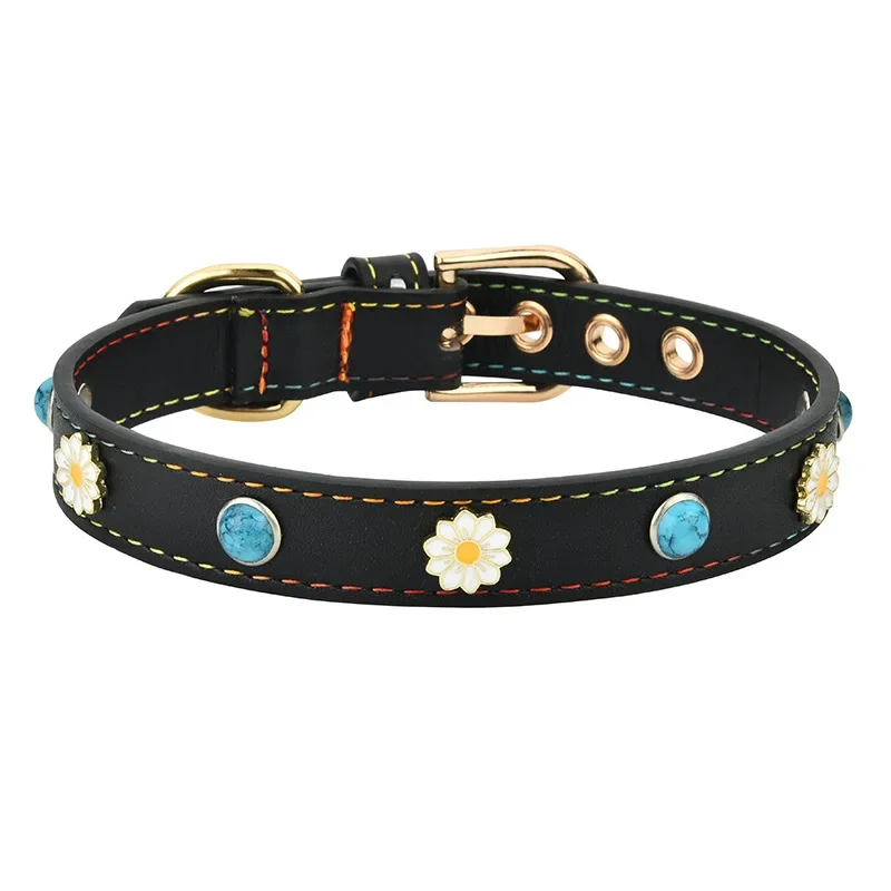 2025Collar de clavícula de cuero Archier turquesa con hebilla de flor dorada