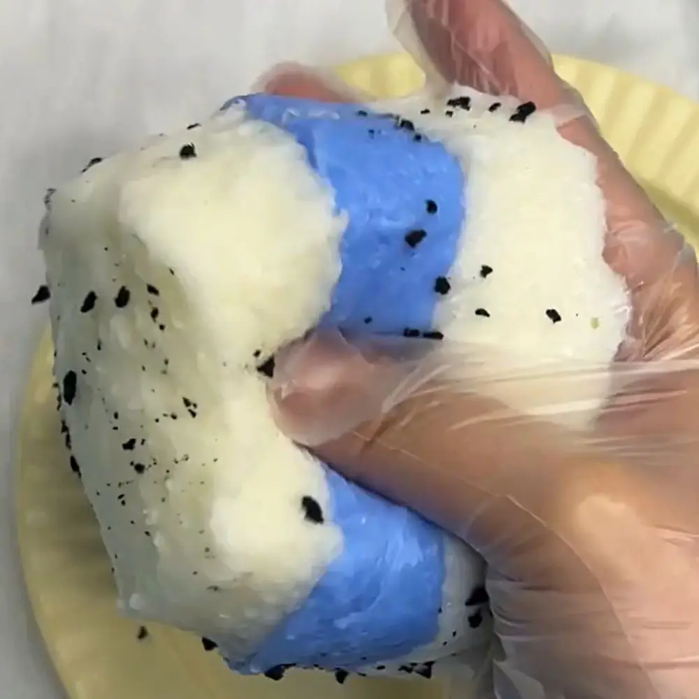 Weiches Mochi-Spielzeug, dreilagiges Toast-Quetschspielzeug, Meersalz, Matcha-Toast, Zappelspielzeug, langsamer Rückprall, buntes Sadnwich-Zappelspielzeug für Kinder