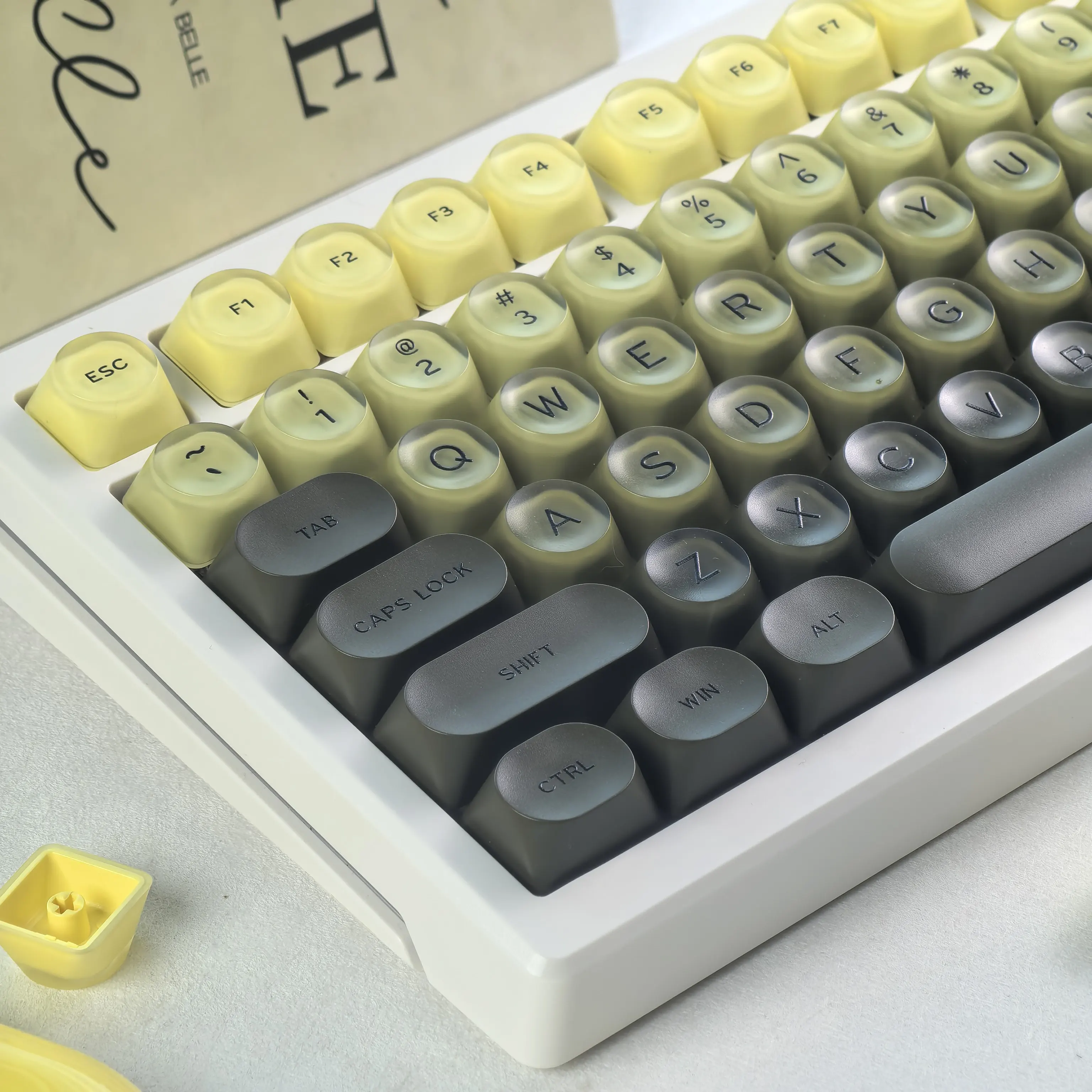 MAIMOOO Keycaps Gradient Green Lemon Pc Jelly Frosted Texture Xoa Height Keycaps Dark Green Yellow