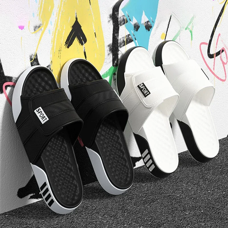 ZUOFU Herren-Sportpantoffeln in großen Größen 40-47 mit flacher, weicher EVA-Sohle, rutschfeste Sommerschuhe für drinnen und draußen, für Zuhause und Streetwear. – Detail 2