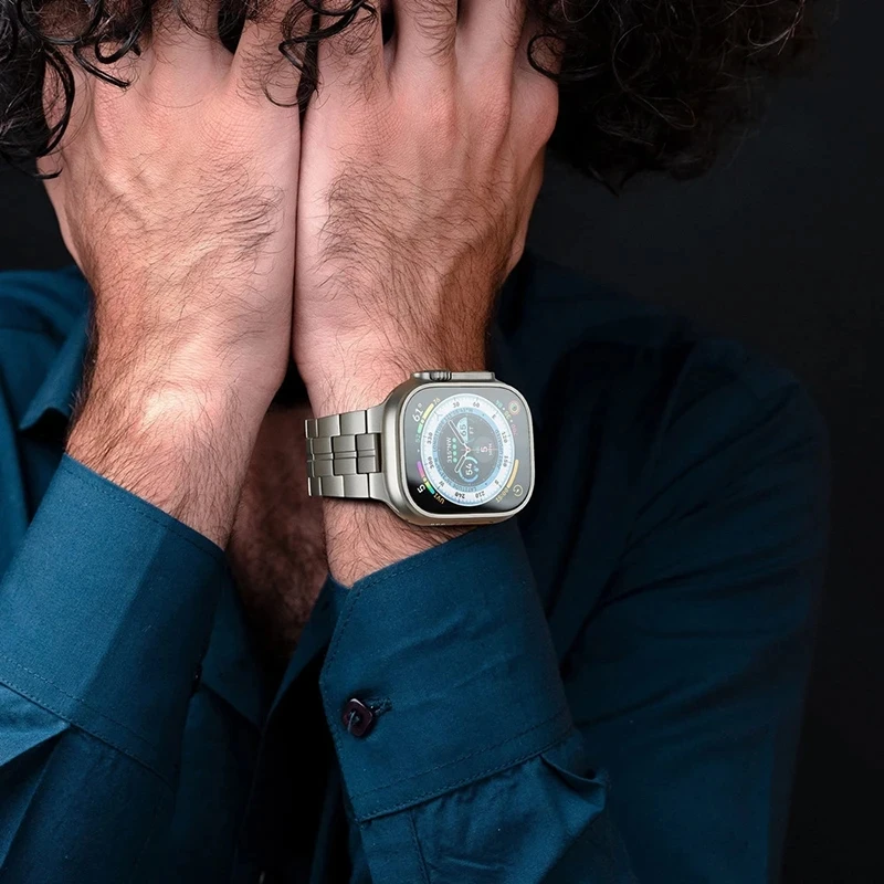 Luxury titanium Band for Apple Watch UItra 49mm Band 44mm 45mm 40mm 41mm 38mm 42 Correas Bracelet iWatch Series 8 SE 6 5 7