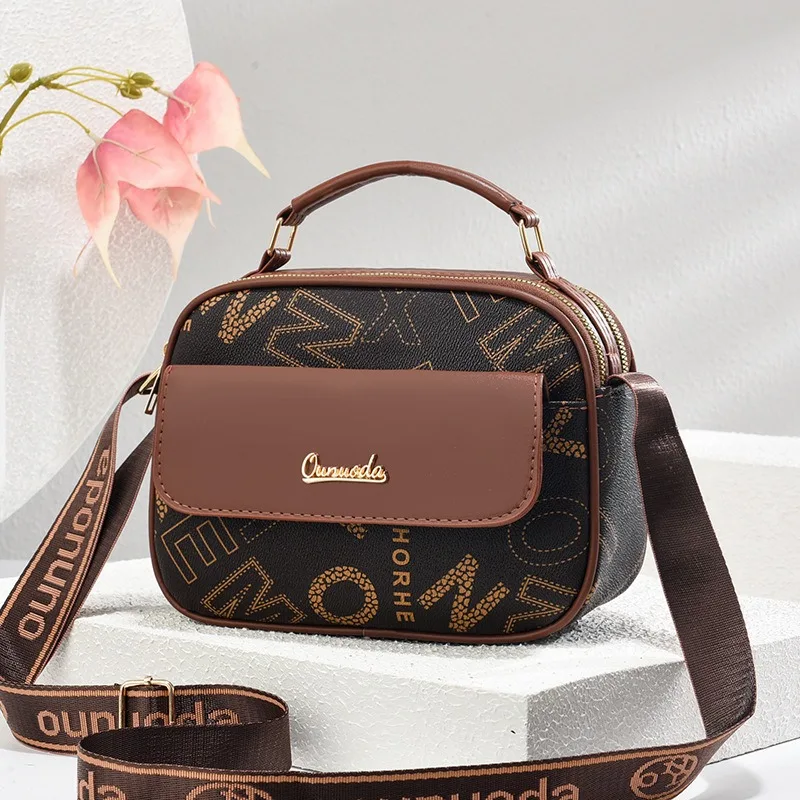 

Женская ретро-сумка через плечо 2026: Новая, простая, текстурная, вместительная, прочная, универсальная сумка на плечо