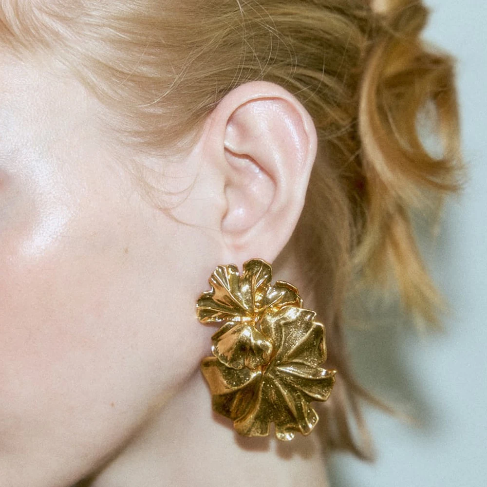 

2023 Women Earrings Metal Flower Earring Jewelry Wholesale