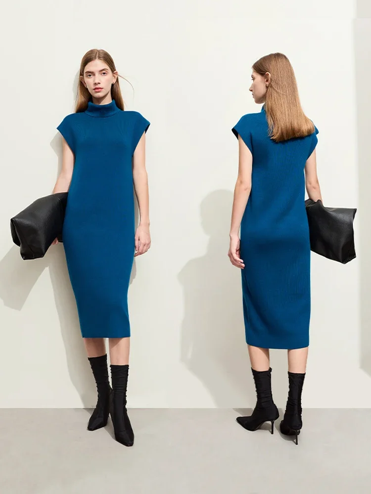 

AMII минималистичные женские трикотажные платья, новинка 2025 года, зимняя элегантная водолазка, мягкий трикотаж, женское платье с летающими рукавами 12354057