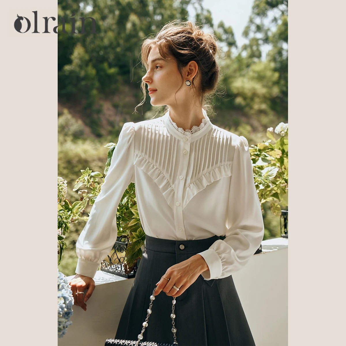 

OLrain Women's Pleated Shirt Casual Stand Neck Ruffles Lace Top Autumn 2025 French Puff Sleeve White Shirt Woman O23QC85556