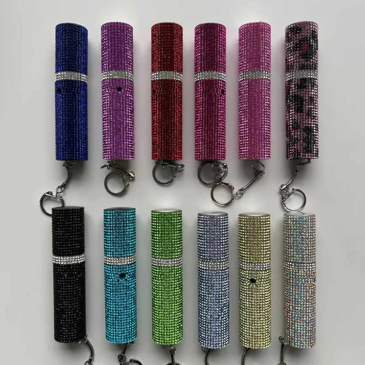 

Must-Have! Portable Lipstick-shaped Keychain Flashlight, a Must for Outdoor Emergencies and Household Lighting