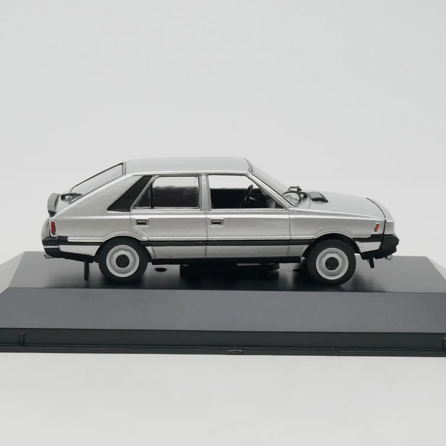 Ixo 1:43 Scale Diecast Alloy Ist FSO POLONEZ MR\'85 Toys Cars Model Classics Nostalgia Adult Gifts Souvenir Static Display