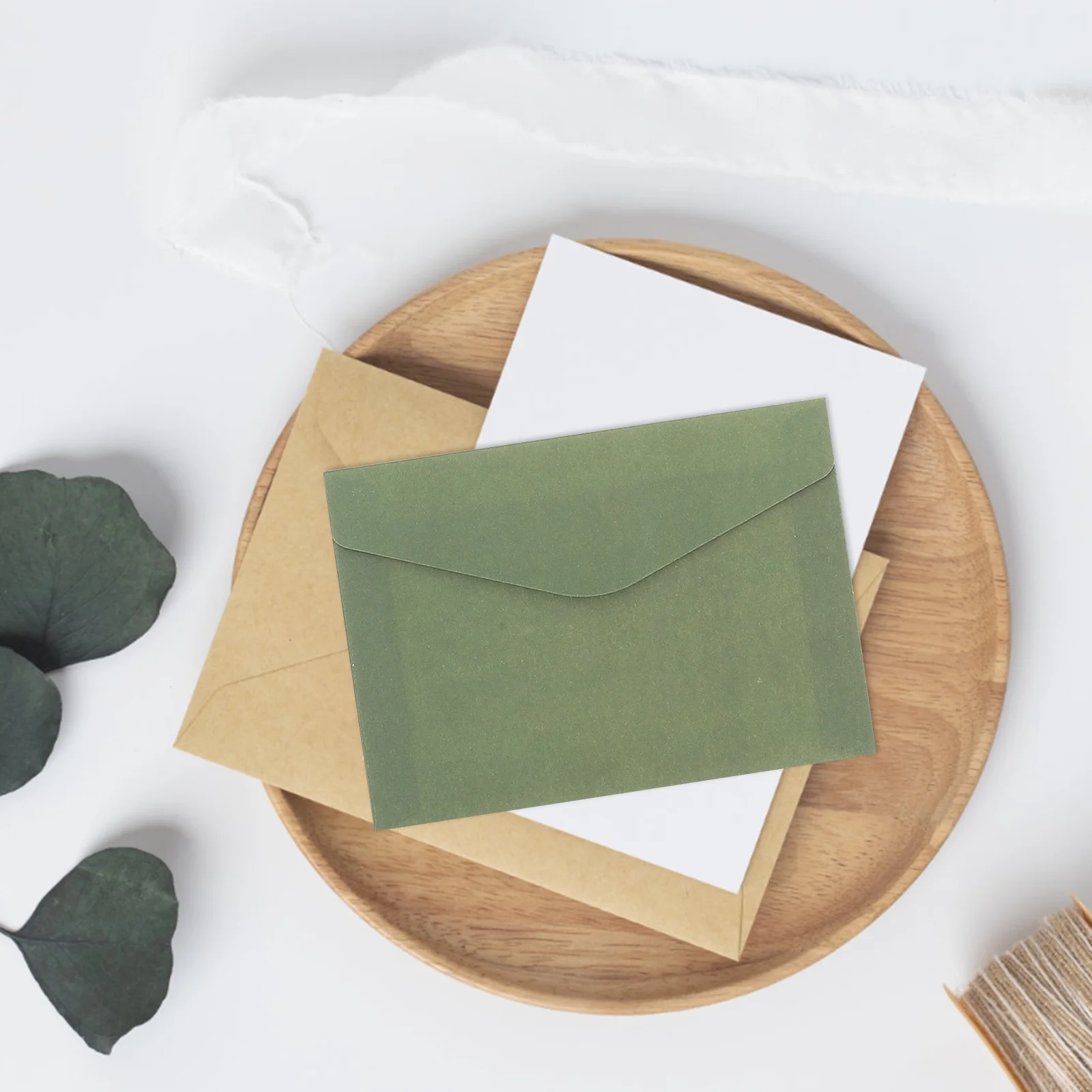 

50Pcs Colored Envelopes Western Style Greeting Cards Party Invitations Smooth Writing Experience