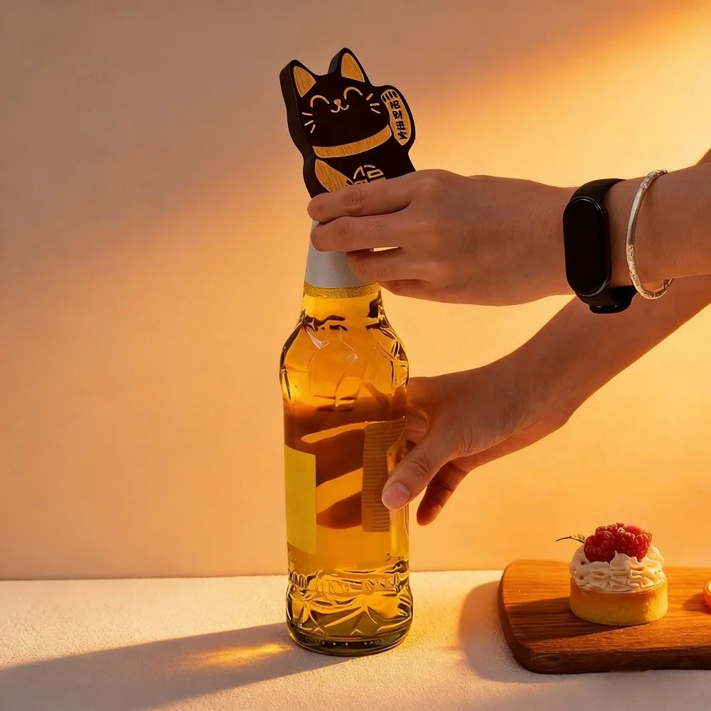 

Creative Wooden Fortune Cat Bottle Opener Lucky Maneki-neko Kitty Fridge Magnet Brown Cute Magnetic Cap Remover Kitchen