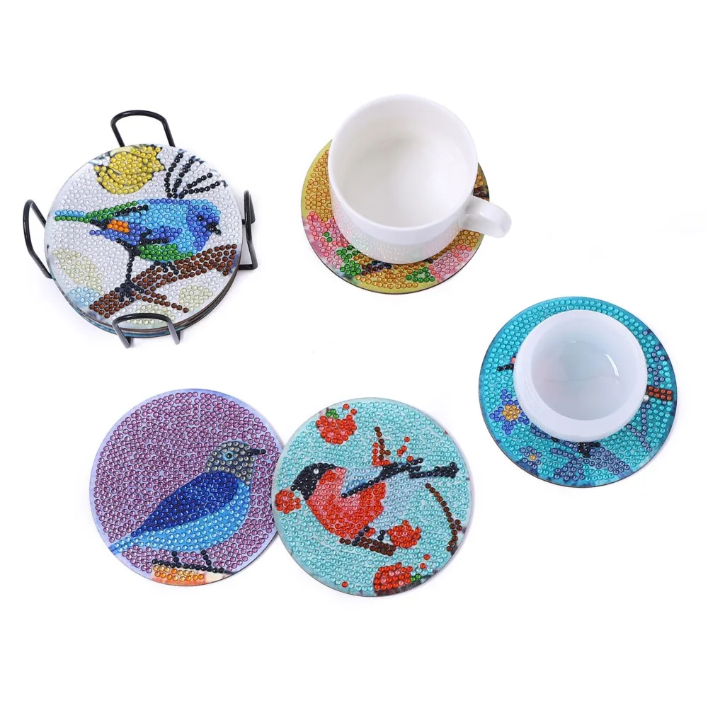 

Hot Selling10 Pcs Of Small Bird Handmade DIY Round Wooden Spot Drill Heat Insulation Anti Slip Coaster With Bracket