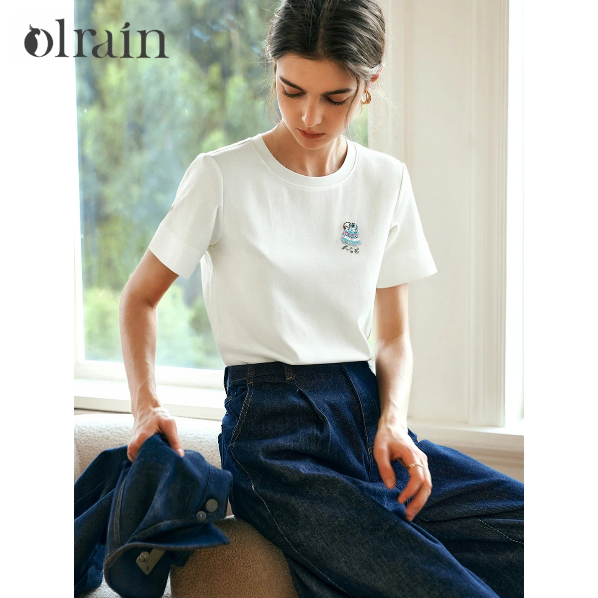 OLrain White Versatile Commuter Ribbed Crew Neck Top Women 2026 Summer 3D Patch Casual Basic Short Sleeve T-shirt O58XT99551