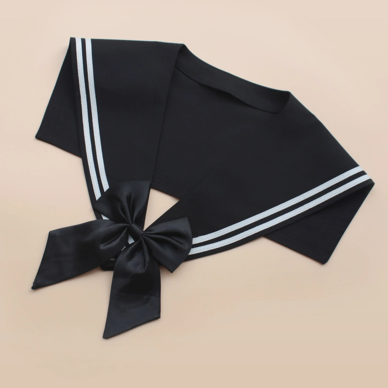 Fashionable shawl. Elegant sailor outfit. Bowknot embellishment shows soft temperament. Fashionable and versatile. High-end qual