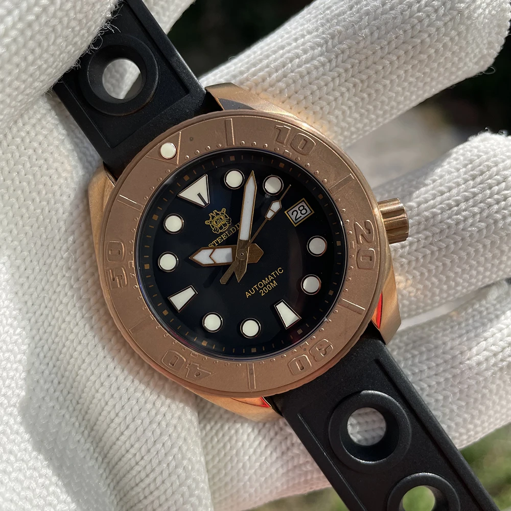 

Steeldive SD1971S CUSN8 Bronze Case 200M Water Resistant Automatic NH35 Men Dive Watch with Bronze Buckle