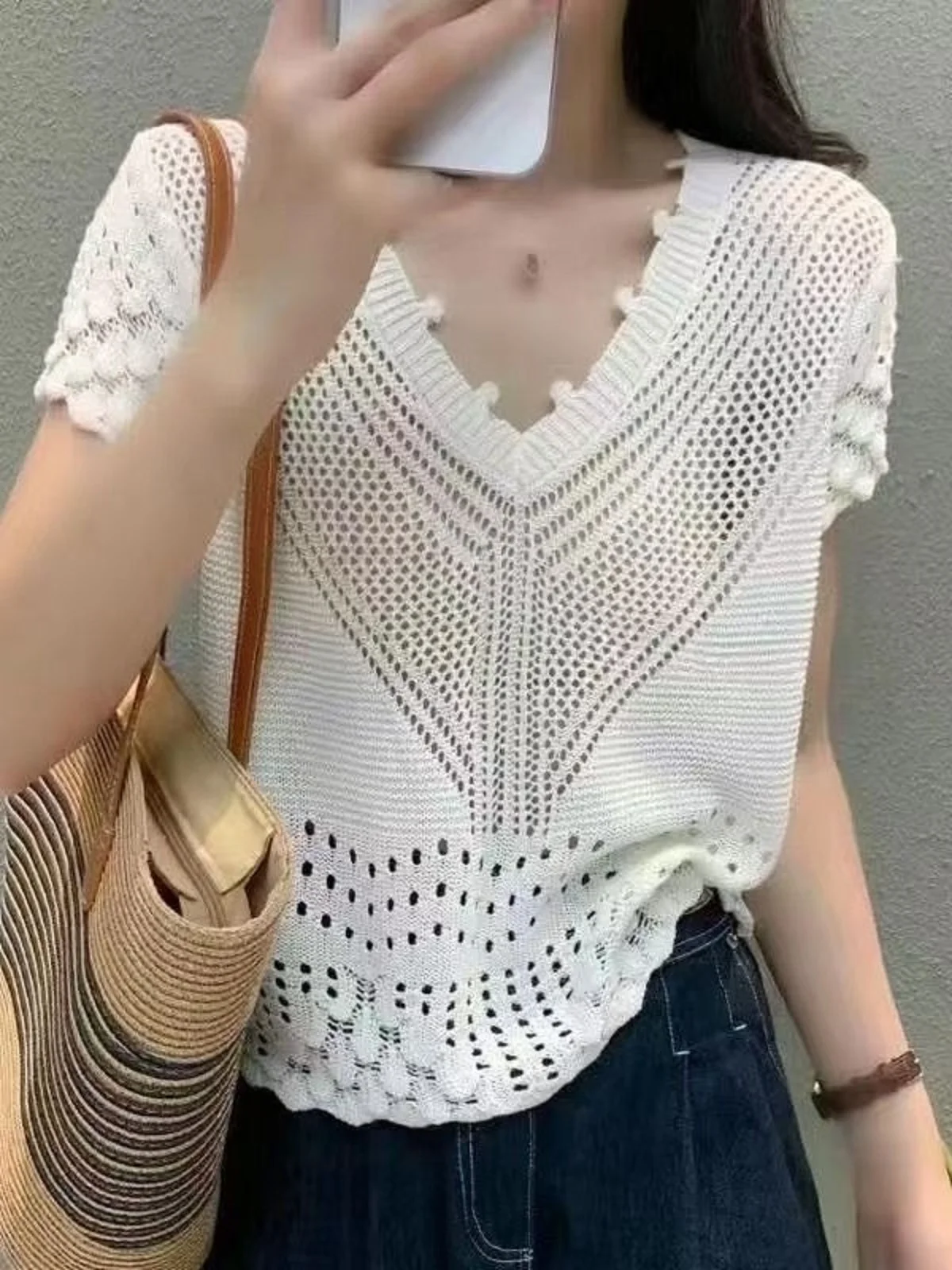 

Summer Sweater Korean Fashion Hollow Out V Neck Loose Pullover Tee Short Sleeve Base Layer Stylish Female T-shirt Clothing